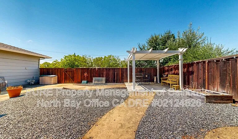 5617 Dupont Dr — Photo 33