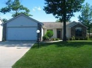 2311 Autumn Lake Pl, Fort Wayne, IN 46818