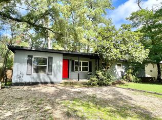 422 Fairbanks Dr, Tallahassee, FL 32304