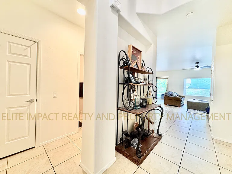 10728 E Sanctuary Ridge Ln — Photo 5