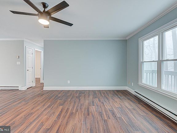4th image of 34130 Ahalt Dr
