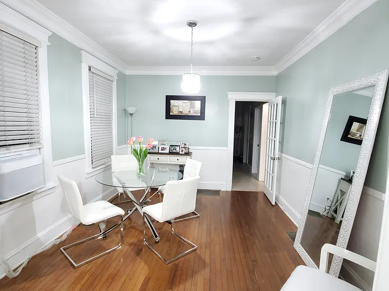 742 Van Buren Ave #1 — Photo 1