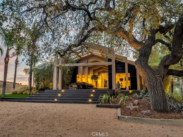 5732 Colodny Dr, Agoura Hills, CA 91301