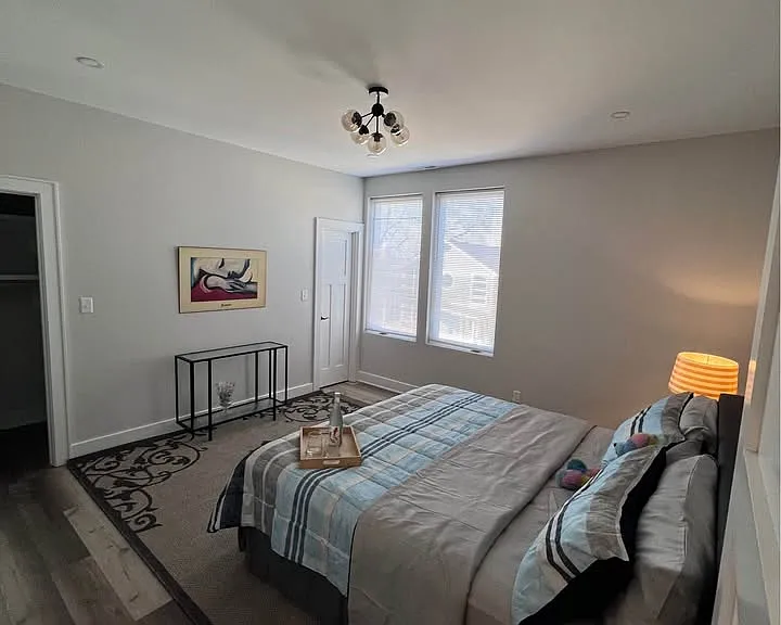 811 E Minnesota St — Photo 6