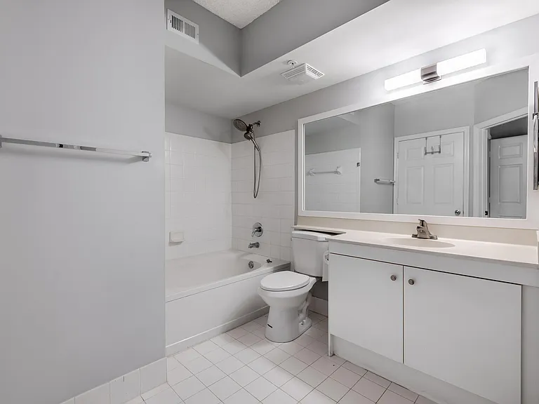 1106 Tuscany Way — Photo 14