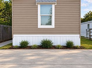 1405 Air Base Rd, Waco, TX 76705
