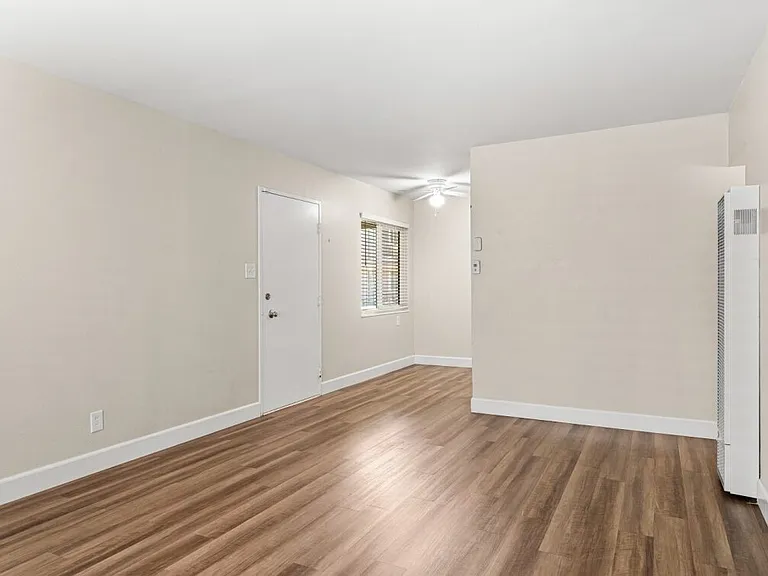 2557 Sir Francis Drake Blvd #1 — Photo 13