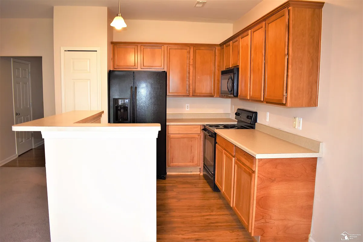 Building Photo - 171 Timberbrook Dr