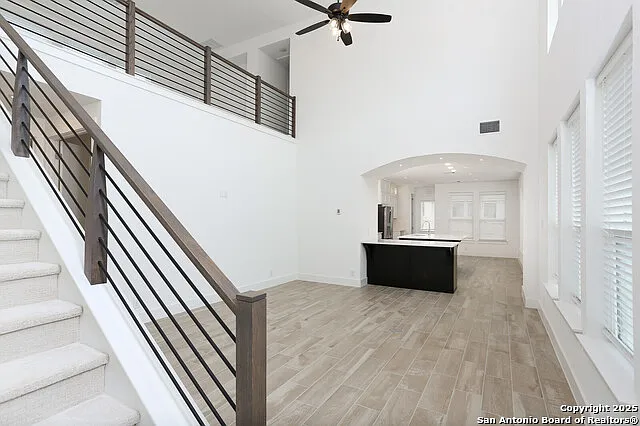 1059 Lime Gruene — Photo 2