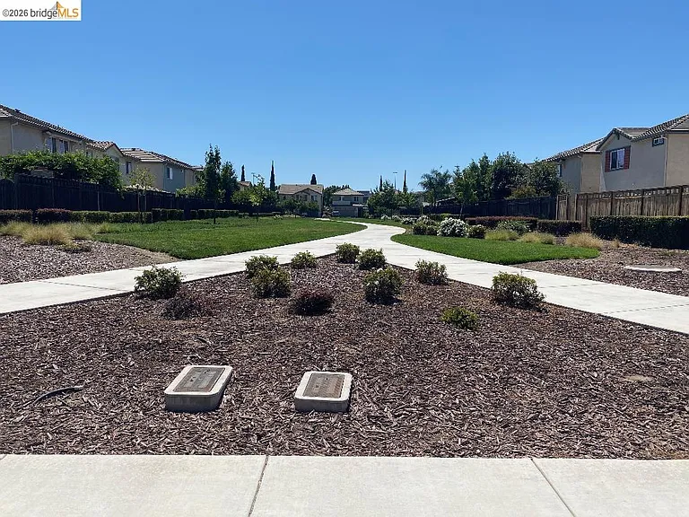 3636 Landmark Cir — Photo 29