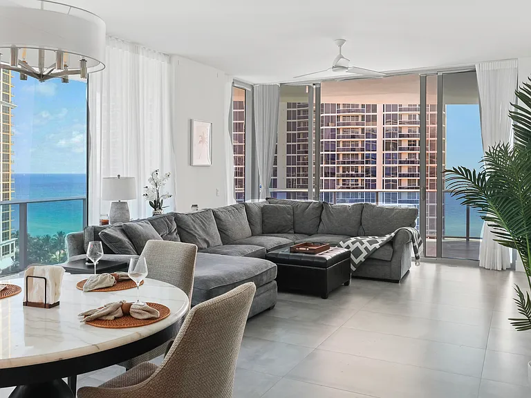 17550 Collins Ave #1205 — Photo 2