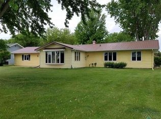 801 7th Ave SE, Pipestone, MN 56164