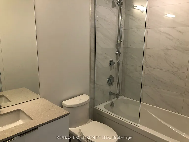 15 Queens Quay E #1303 — Photo 10