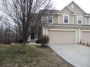 22515 W 72nd Ter, Shawnee, KS 66227