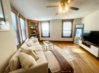 300 North St APT 2, Boston, MA 02113
