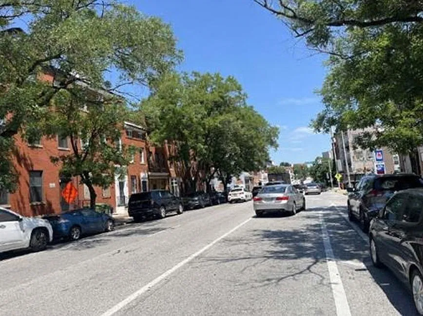 Exterior Neighborhood (street photo)