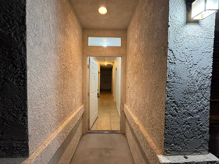 317 Phyllis Dr #2 — Photo 3