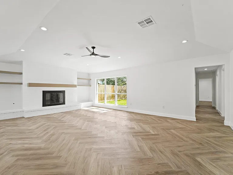 10722 Lynbrook Dr — Photo 6