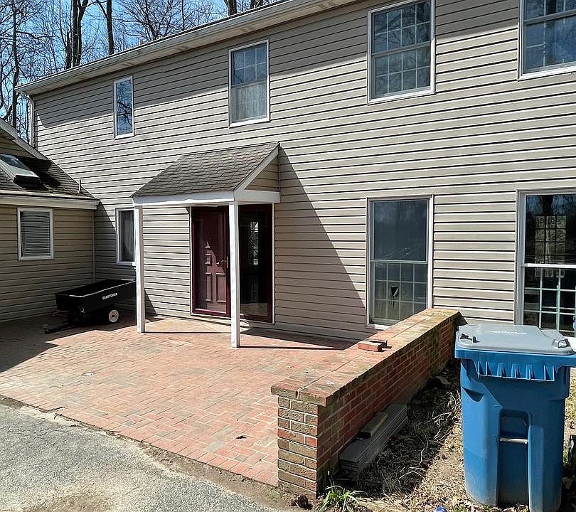 1st image of 629 Belgian Dr