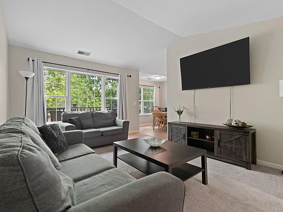 2nd image of 1171 N Red Oak Cir Unit 3