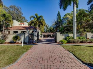 475 Acacia Dr, Sarasota, FL 34234