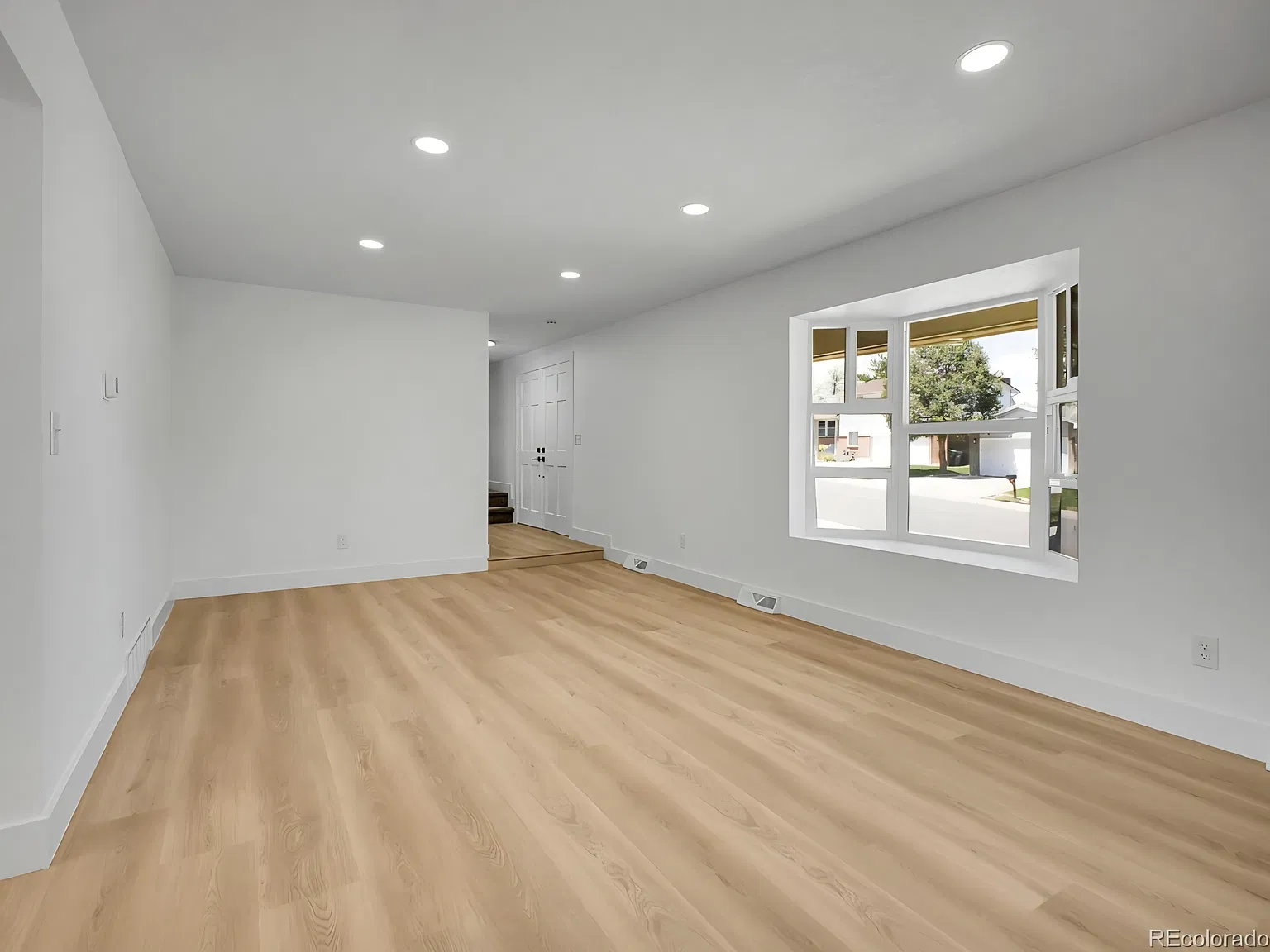4 bed, 3.5 bath, 2935 sqft, $3,600 — Photo 3