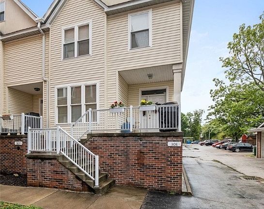 2nd image of 1313 Lee St E APT 308