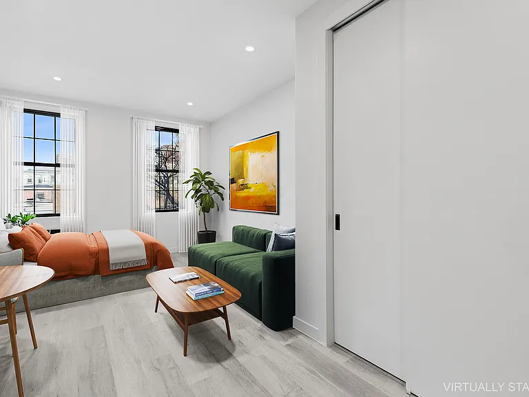 37 Frost St #2A — Photo 3