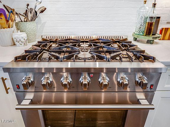 5th image of 403 Sunshine Rise Dr