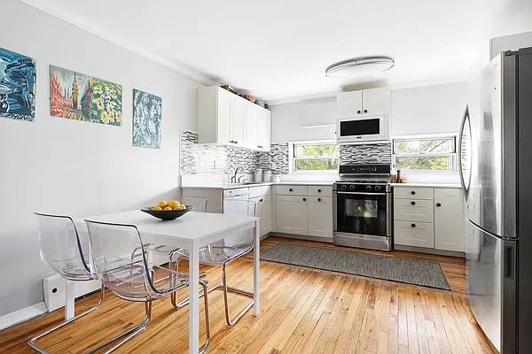 Sold by Compass | media 2