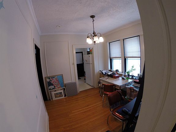 3rd image of 4453 N Leavitt St APT 1