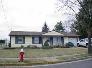 17 Drexel Ter, Monroe Township, NJ 08831