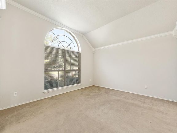 2nd image of 2116 Usa Dr