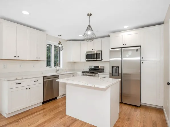 2131 Main St #430, Tewksbury, MA 01876