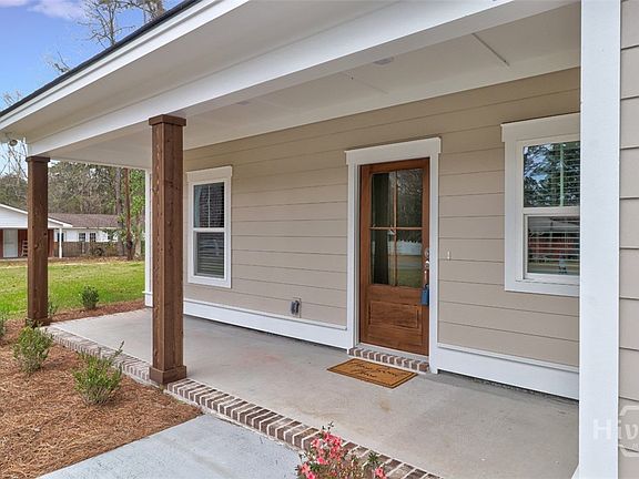 4th image of 204 Pineland Drive