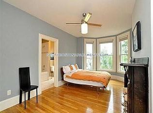 271 K St APT 3, South Boston, MA 02127