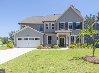 8 Foothills Trl, Sharpsburg, GA 30277