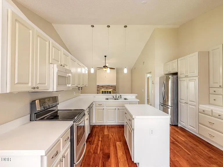 109 Brookhollow Cir — Photo 6