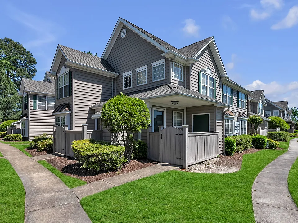 2403 Old Greenbrier Rd