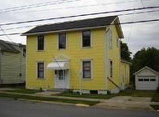 125 N Clay St, Zelienople, PA 16063