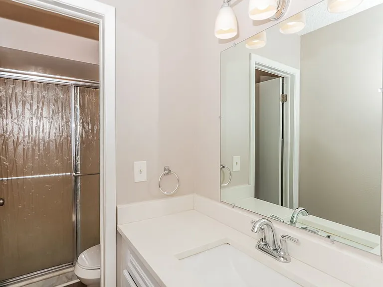 7815 Capwood Ave — Photo 13