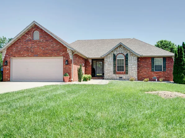 5306 N 12th Avenue, Ozark, MO 65721