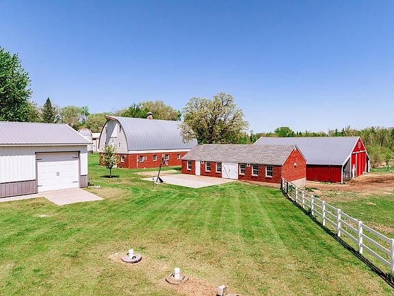 3rd image of 5976 County Road 141 St