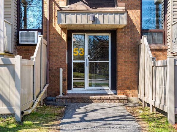 53 Sherway Dr #5, Ottawa, ON K2J 2K3