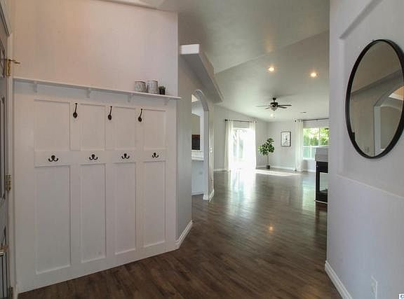 2nd image of 5600 Warbler Ln
