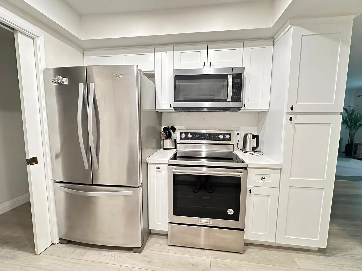 2 bed, 1135 sqft, $3,750 — Photo 4