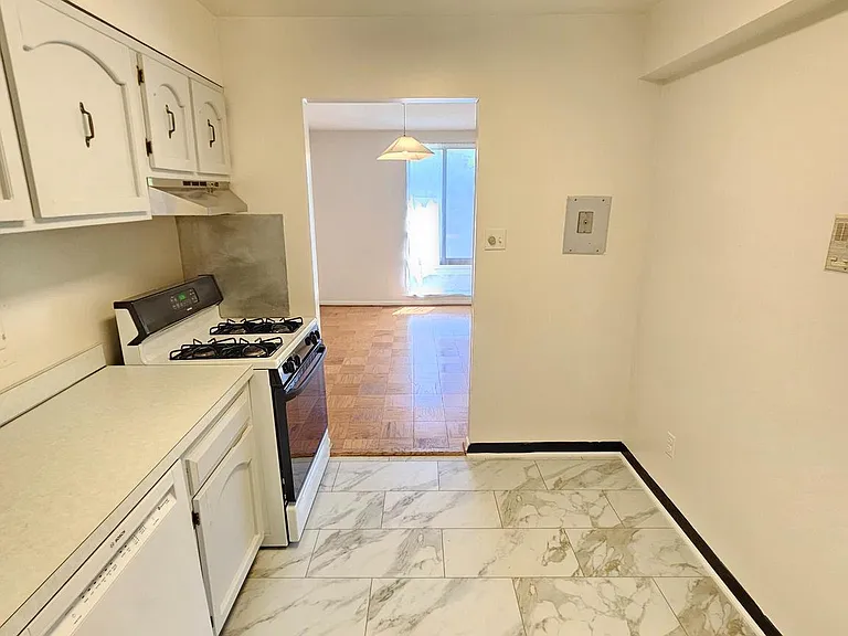 9900 Georgia Ave #310 — Photo 17