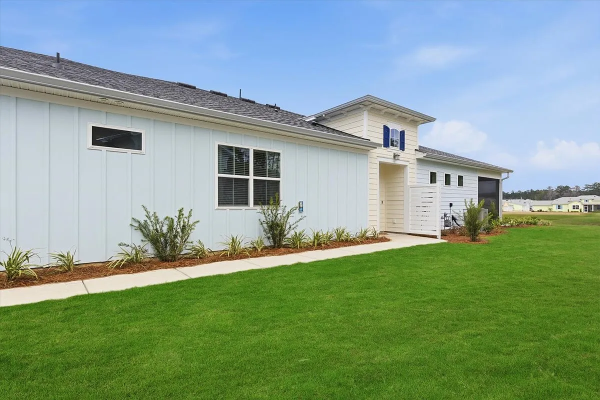 2 bed, 2.5 bath, 1743 sqft, $3,200 — Photo 3