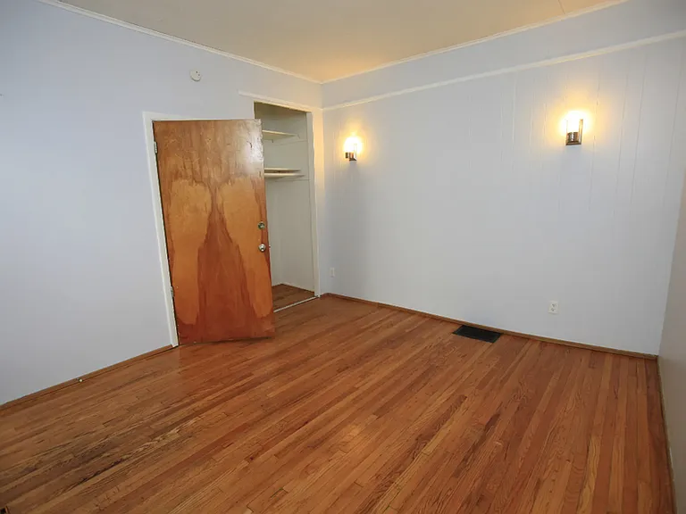 526 S Division St #526-5 — Photo 7