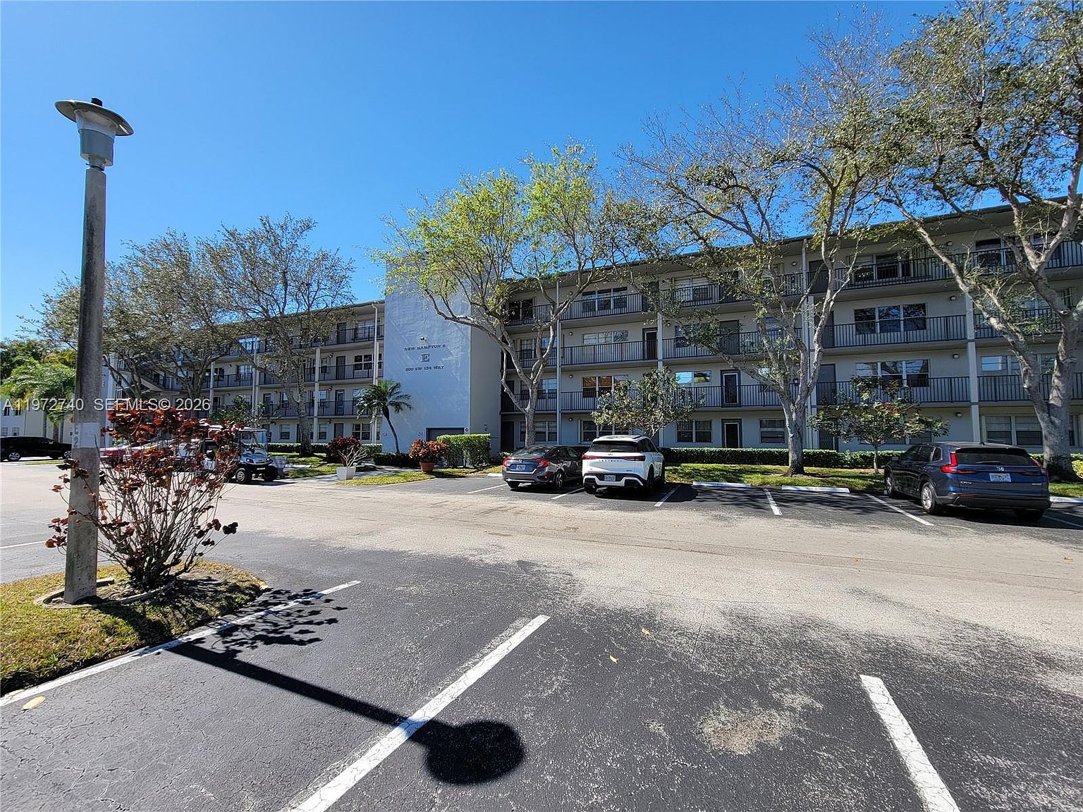 300 SW 134th Way APT 113E